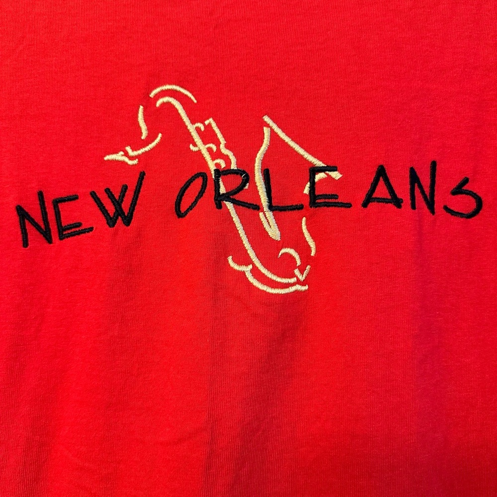 Red New Orleans T-Shirt - Picture 2 of 3